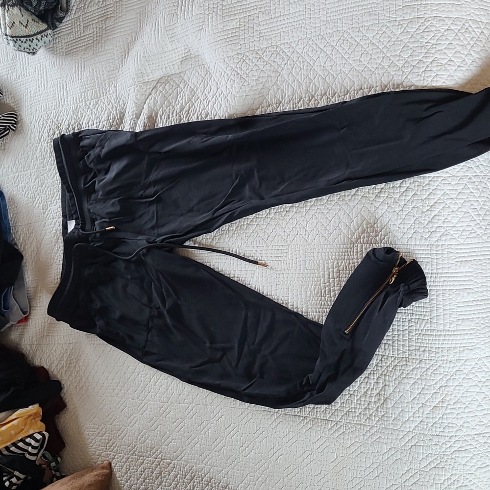 Zyia peak motion joggers